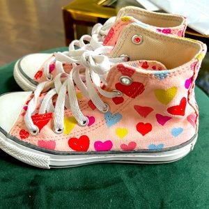 Girls All Star Hearts size 12